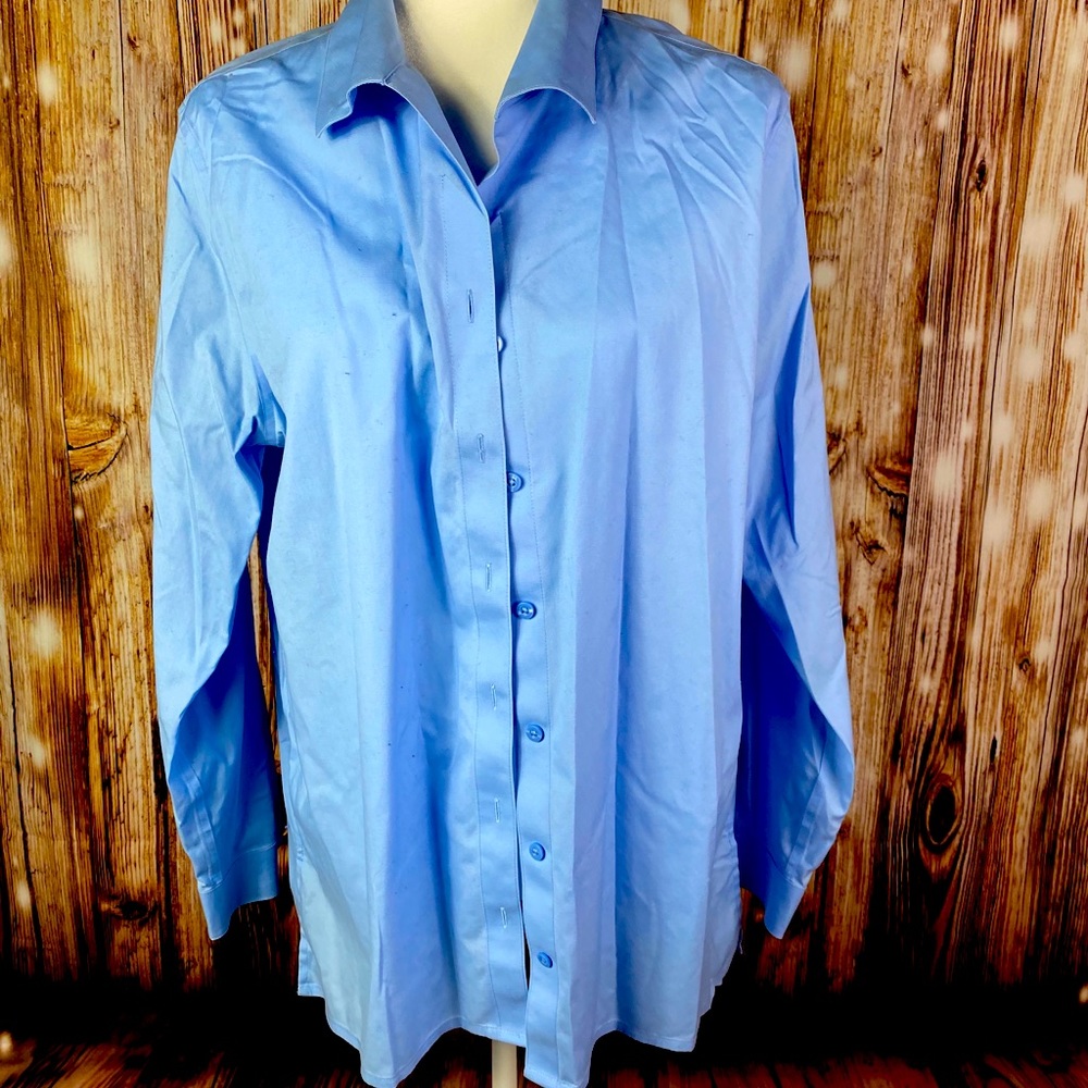 Blue Chico’s no iron women’s blouse